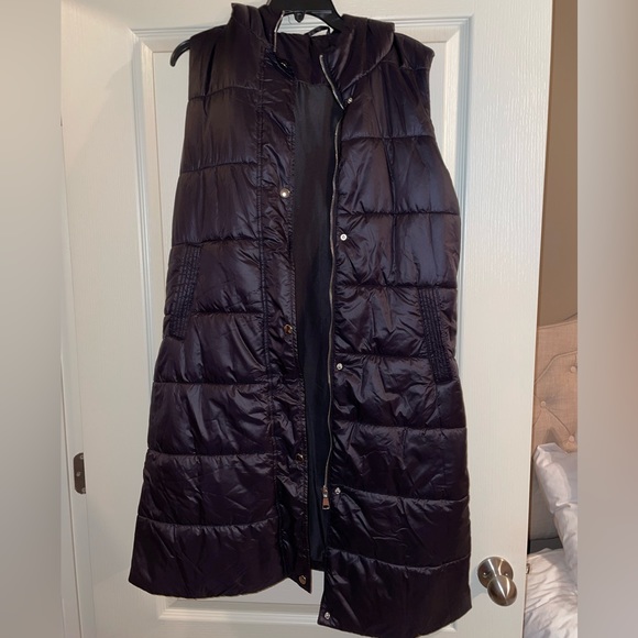 Puffer Vest - Picture 1 of 2
